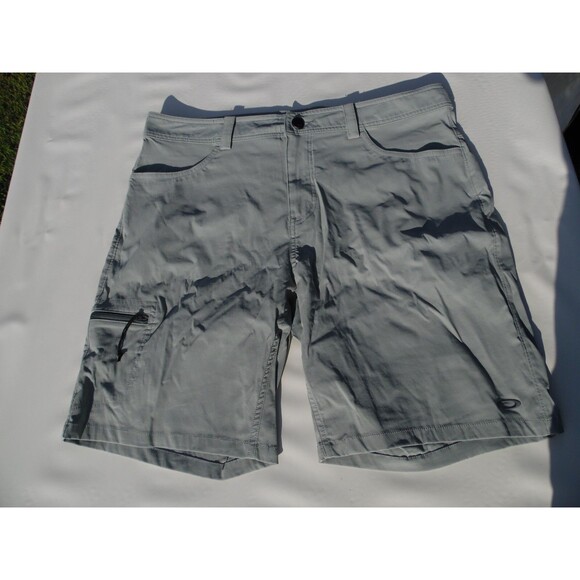 Oakley Shorts Mens 34 Pocket Button Lightweight Outdoors Chino grey - Picture 1 of 8
